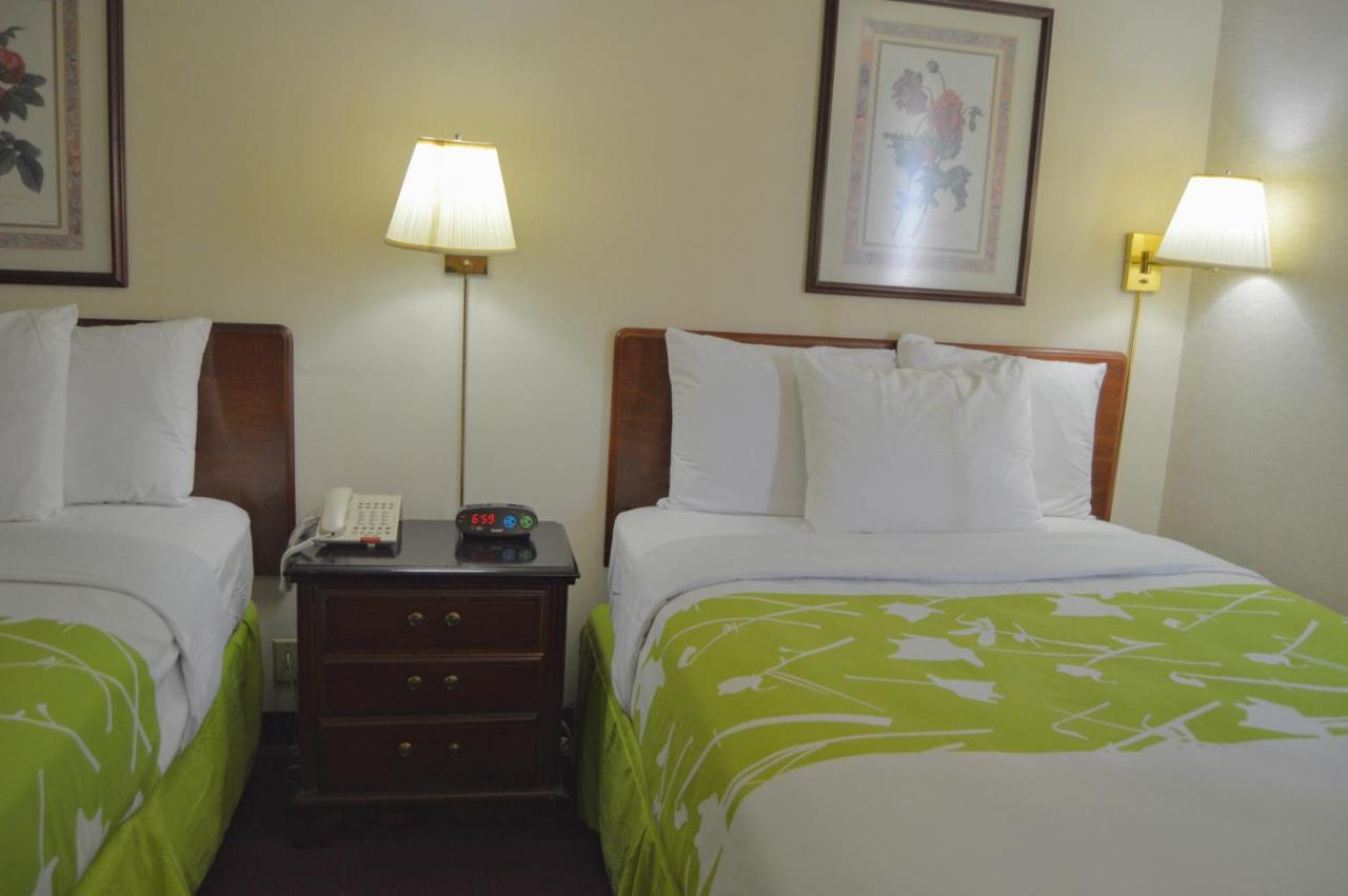 Extended Stay Warrenton Inn Экстерьер фото