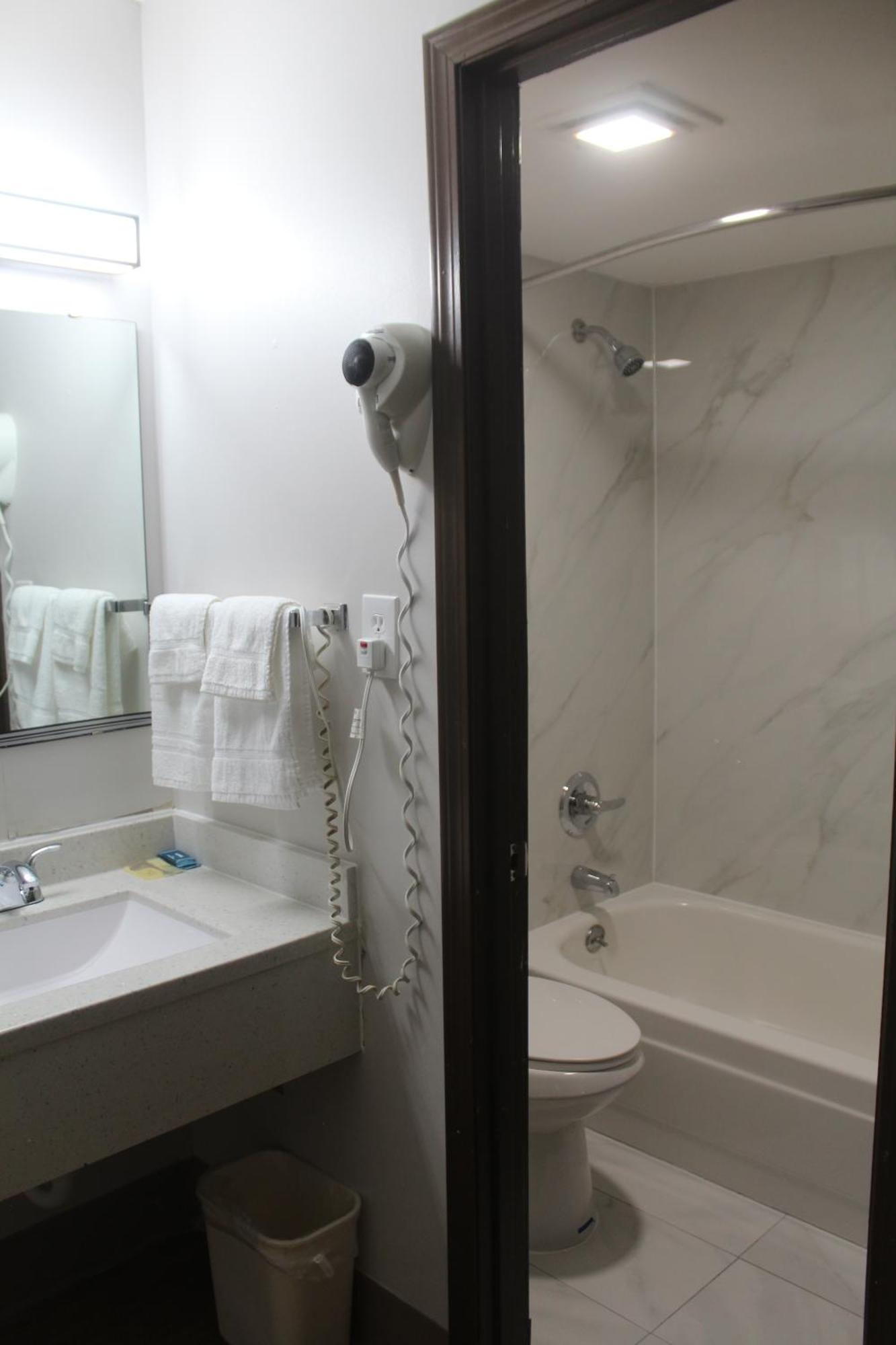 Extended Stay Warrenton Inn Экстерьер фото